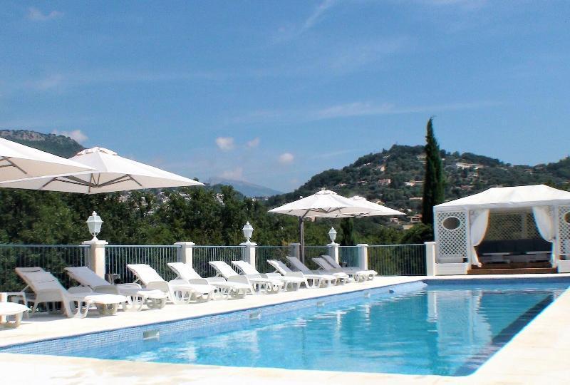 B&B With Charm, Quiet, Kitchen, Sw Pool. Grasse Exterior photo