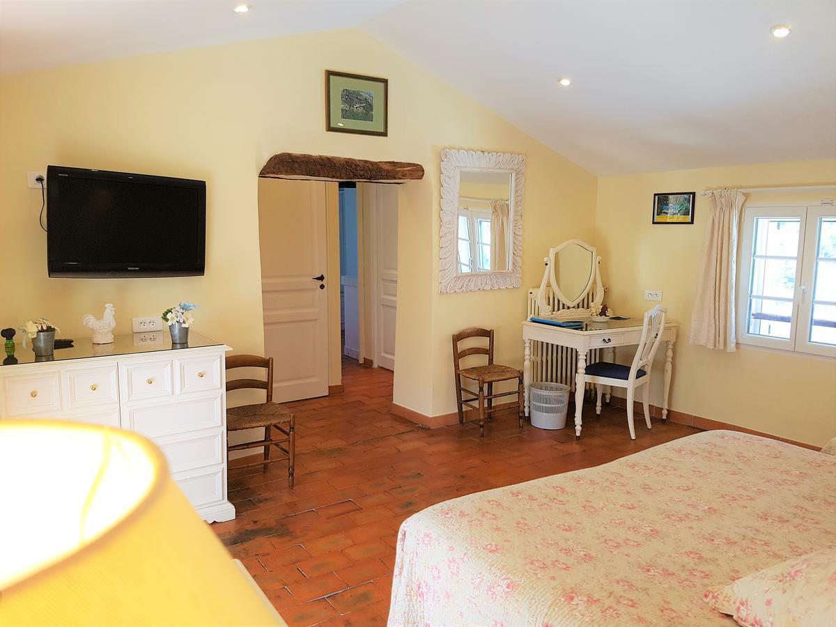 B&B With Charm, Quiet, Kitchen, Sw Pool. Grasse Exterior photo
